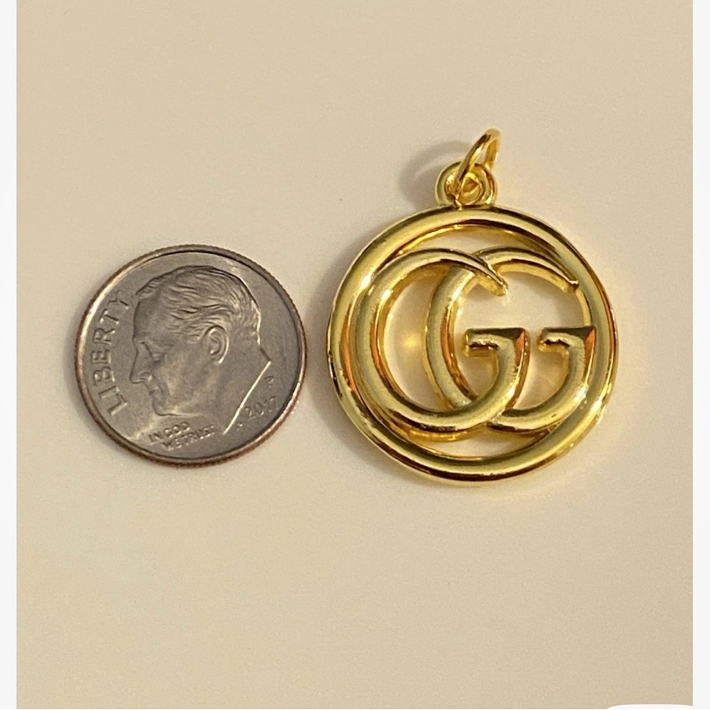 Gucci gold plated zipper pull Pendant or Charm necklace - Picture 3 of 6